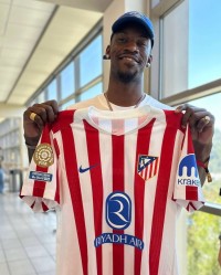 ?⚽联动！马德里竞技官方IG晒巴特勒和马竞球衣合影