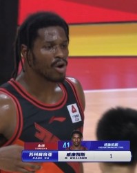 前江苏外援德文-威廉姆斯转会福建队，媒体确认新动向